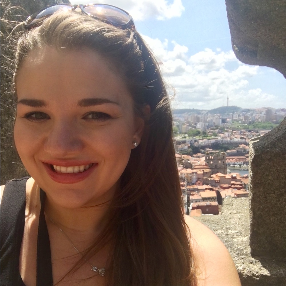 Meet your Posher Samantha